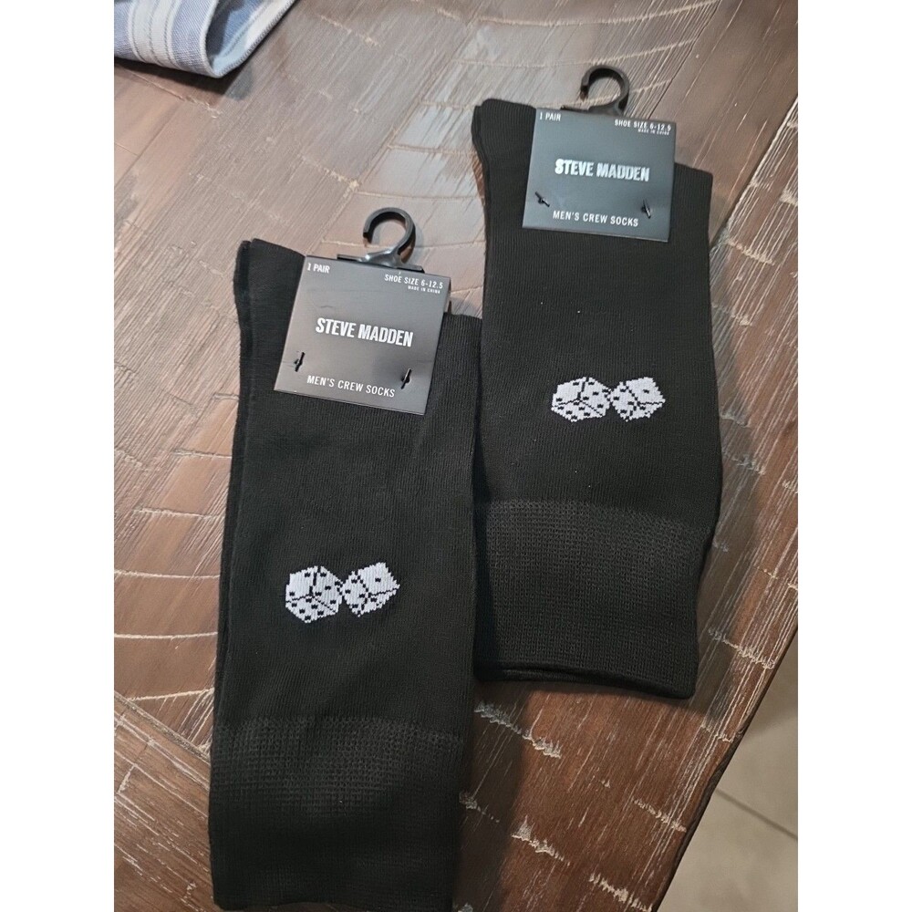 Steve Madden Men’s Crew Socks 6-12.5. 2 Pair . Black With Dice. New!!
